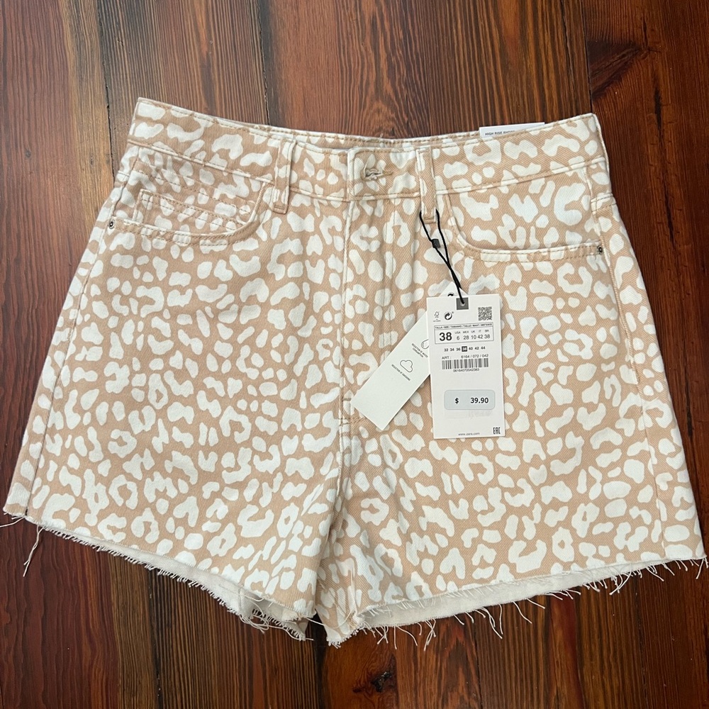 NWT Zara denim shorts